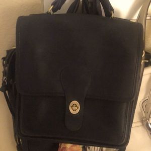 Gorgeous Vintage Coach Station Bag